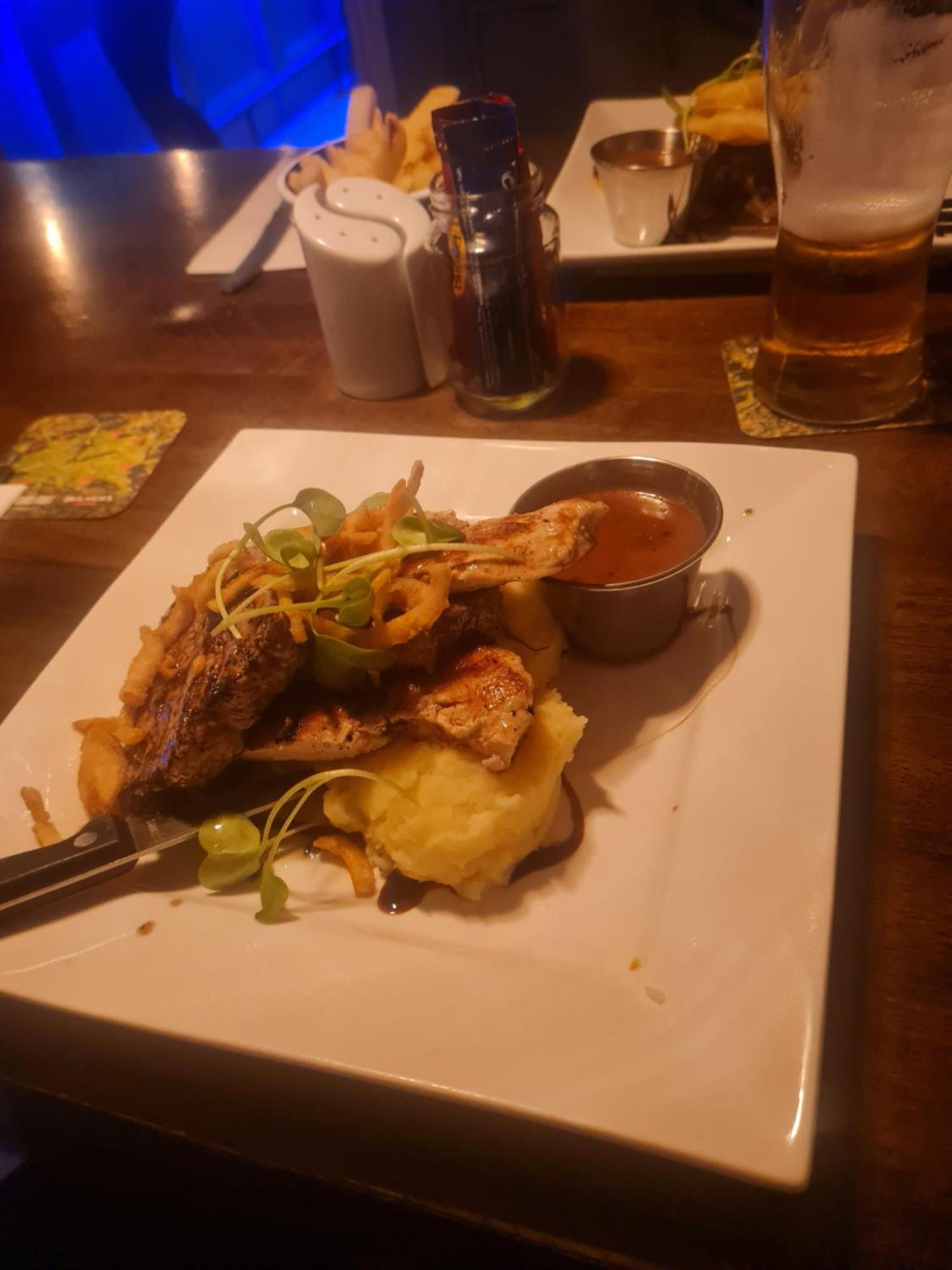 The Dolphin Hotel Crossmolina Экстерьер фото